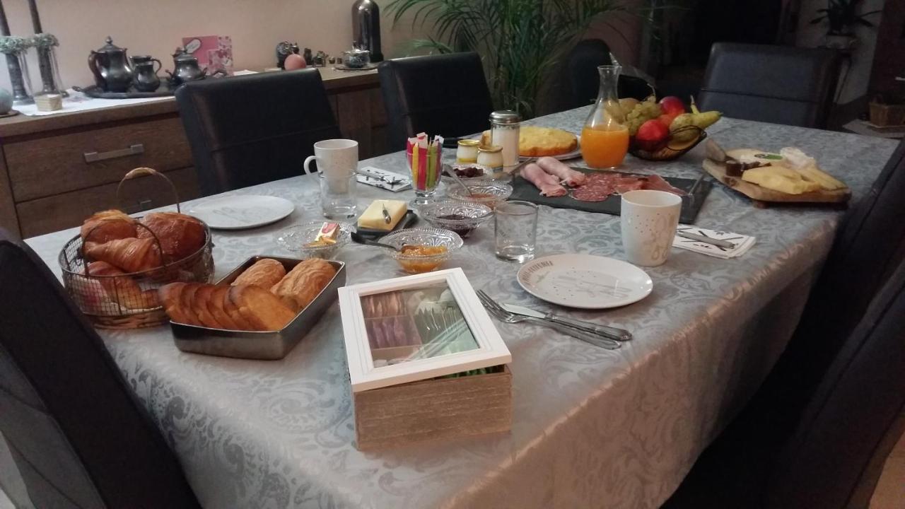 La Maison Bretonne, Chez Pascal & Brigitte Bed & Breakfast Pleslin-Trigavou Eksteriør bilde